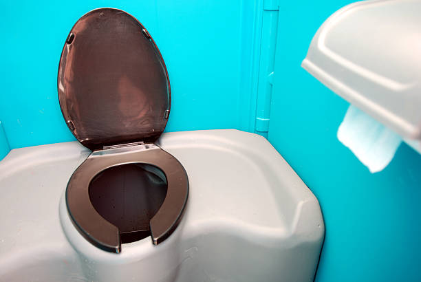 Best Portable bathroom rental  in Auburn, NY
